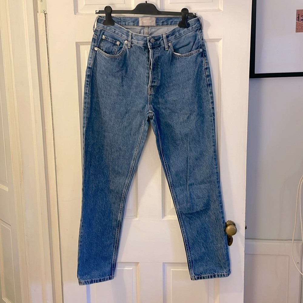 Everlane High-Rise Straight Jeans in Classic Light Blue Wash